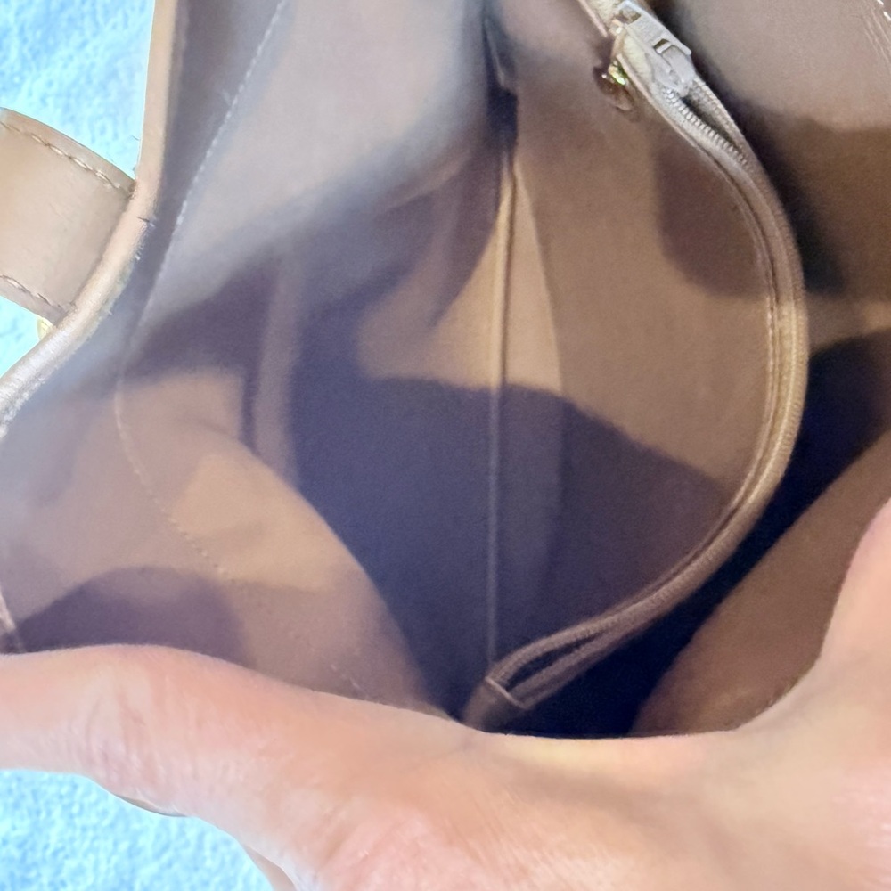 Dior Vintage Crossbody Shoulder Bag with Adjustable Strap - Picture 9 of 11